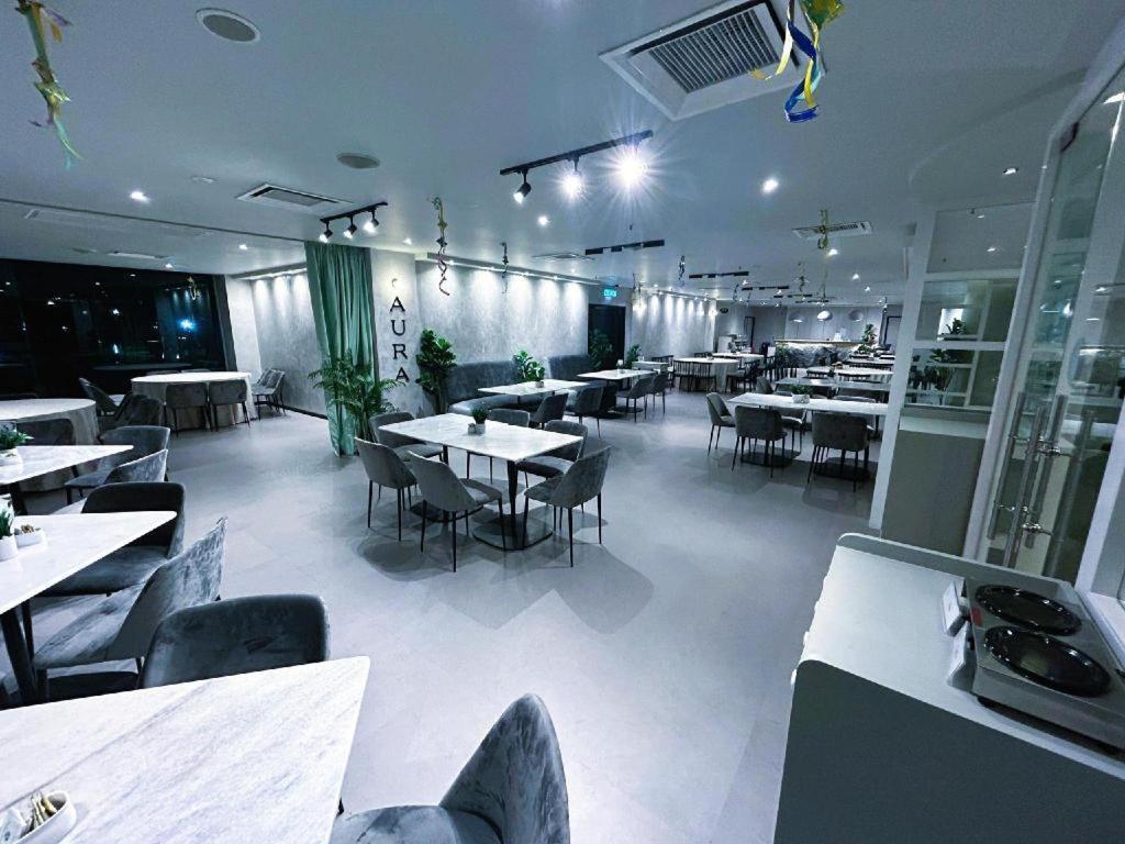 קואנטאן Mega View Hotel מראה חיצוני תמונה